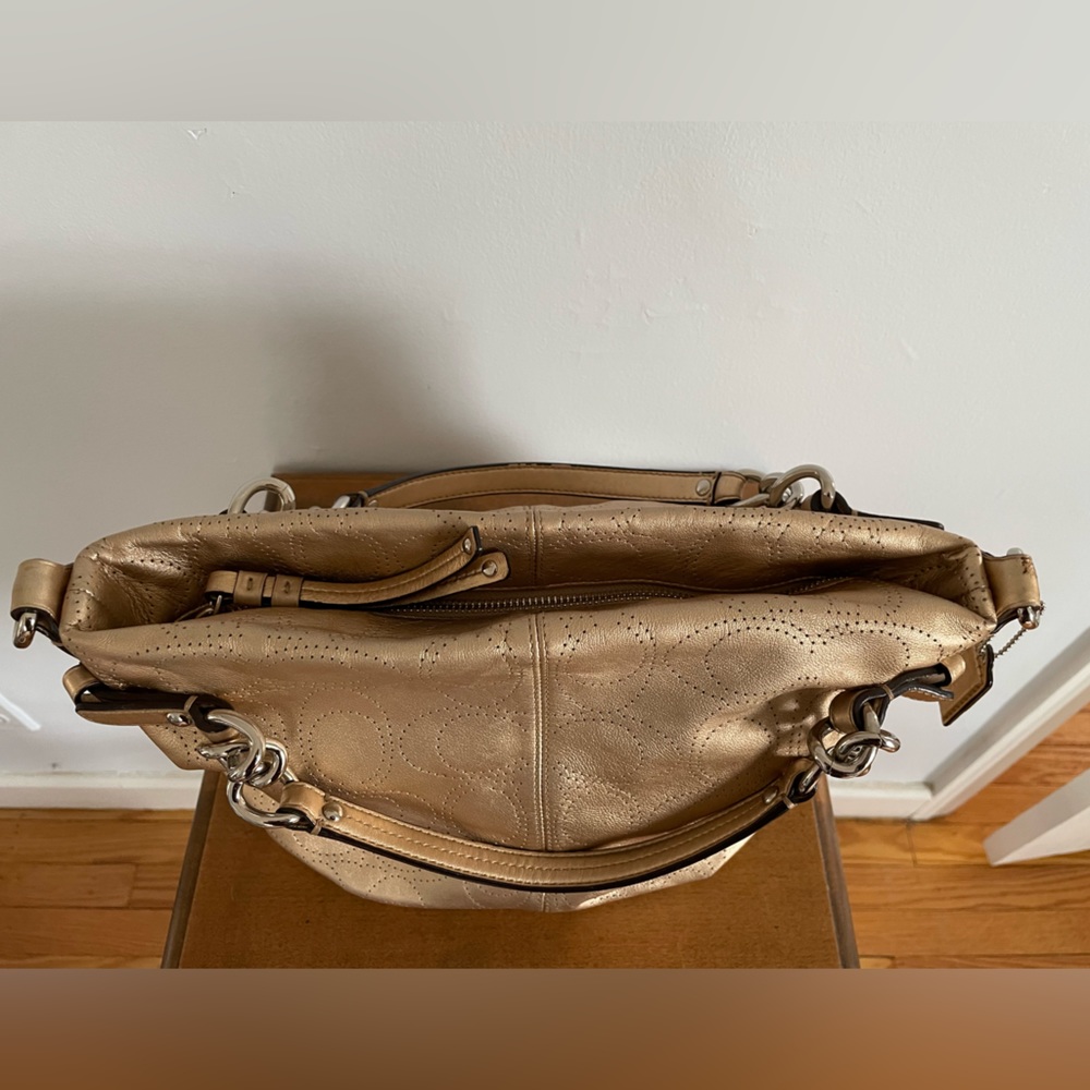 Gold Designer Women's Bag - Picture 10 of 15